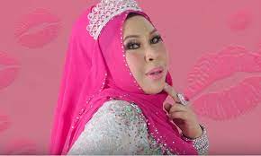 Vida beauty sdn bhd @perfumedsv_onlinestore @cikb_bobalova @cikb_hq_salted_egg_salmon @telagaemasdsv nak dapatkan harga promo tekan link di bawah wasap.my/60182385808/promoyes. Malaysian Pop Song I Am Me Inspires Loads Of Parodies Egypttoday