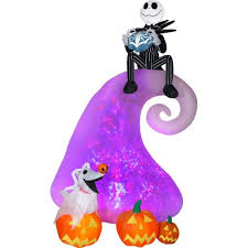 Homes that took it too far, plus stylish outdoor halloween decorations for your own home. Disney Outdoor Halloween Decorations Target