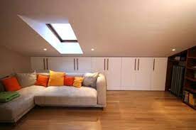 Illuminare Una Mansarda Bassa Arredamento Idee Per Decorare La Casa Rimodellare La Soffitta