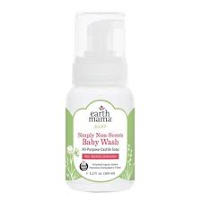 To take care of her head, i tip her head back so that the water and soap run backwards off of her head. Natural Baby Bath Products Guide 2021 Green Child Magazine
