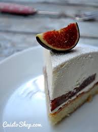 Cet Entremet Est Compose D Un Delicieux Financier Aux Amandes Un Insert Aux Figues Et Une Douce Et Onctueuse Mo Gateaux Et Desserts Recette Avec Figues Figues