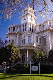Before brown, ronald reagan was the last california governor to live in the downtown mansion — until 1967, when his wife nancy declared the home a firetrap and they moved to east sacramento. The California Governor S Mansion That Nancy Reagan Refused To Move In To Calling It A Firetrap Instead Mansions Victorian Homes Victorian Architecture