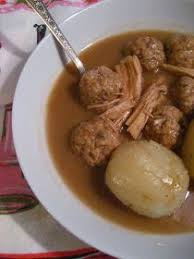Marie Est Dans Son Assiette Ragout De Boulettes Et Poulet A La Farine Grillee Ragout De Boulette Poulet Et Boulette