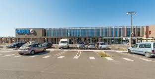 Our top picks lowest price first star rating and price top reviewed. Drive Chateauneuf Sur Loire Livraison Courses A Domicile Super U Chateauneuf Sur Loire