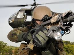 Jetzt sollen deutsche helikopter helfen, gefährdete menschen aus der afghanischen hauptstadt zu holen. Bundeswehr Spezialeinheit Ksk Muss Noch Jahre Auf Hubschrauber Warten Der Spiegel