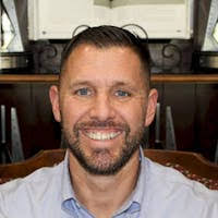 Shawn Maples's Instagram, Twitter & Facebook