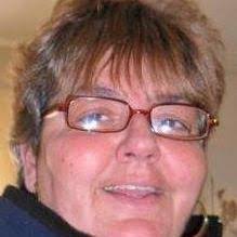 Donna Darcy's Instagram, Twitter & Facebook