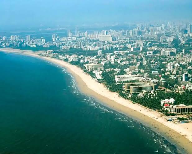Juhu Beach in Mumbai, nearest railway station, distance, timings