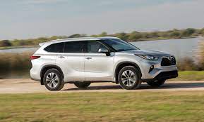 Be sure to obey traffic regulations and maintain awareness of road and traffic conditions at all times. 2020 Toyota Highlander First Drive Crossover Suv Juices Up With Thrifty 36 Mpg Hybrid