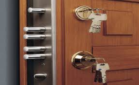 Kilitli kapilar nasil acilir how to open locked doors easily youtube. Haberler Icerenkoy Cilingir Kapi Kilidi Acma 0538 857 857 7
