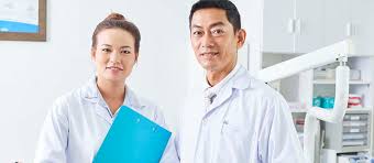 Every day, throbbing toothaches and sudden tooth fractures send their victims on a google search for emergency dental care near me.. Oral Care Find An Emergency Dentist Open Now