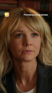 “Wat had ik moeten doen? De levens van die jongens kapotmaken na iedere  beschuldiging?” Cassie’s leven staat stil sinds haar vriendin Nina  zelfmoord pleegde. Ze zoekt wraak op iedereen die daarbij een ...