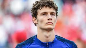 Le monde le 18 juin à 22h00. C Est La Reprise De Volee De Benjamin Pavard Qui A Ete Elue Plus Beau But