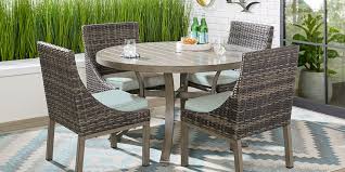 But we had an old flimsy metal table that only fit four chairs properly for our family of five. Round Outdoor Patio Dining Sets