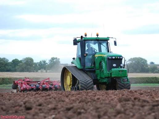 John Deere 8520T Tractor