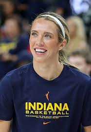 Hi i'm Lexie hull ❤️ How do look like....?