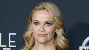 According to Digital Spy, among the notable actors who auditioned to play  Sidney were Melissa Joan Hart and Brittany Murphy. Tori Spelling and Reese  Witherspoon were also considered. Even though the offer