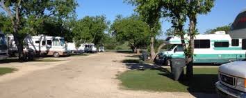 Daily $30, weekly $175, monthly $395 (available september 1 through march 31 only). Lady Bird Johnson Rv Park Campground Fredericksburg Texas Womo Abenteuer