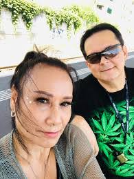 Linda Siegmann's Instagram, Facebook & TikTok