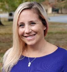 Decorating Den Interiors adds 3 to staff