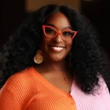 Bobbi Ballard's Instagram, Twitter & Facebook