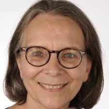 Heidi Schnell's Instagram, Twitter & Facebook