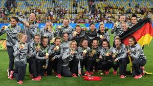 Vor 1984 wurde deutschland durch die deutsche fußballnationalmannschaft der amateure bei olympischen spielen vertreten. Olympische Spiele Rio 2016 Goldener Abschied Fur Neid Olympia Sport Themen Br De