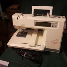Bernina Bernette Deco 500 Embroidery Sewing Machine