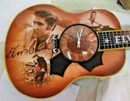 Elvis vinyl record clock jazz art music clock vinyl wall decor music. Elvis Moments On Twitter Le 2015 Bradford Exchange Guitar Clock 32 Long King For All Time Https T Co Jvymyljayu