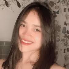 Tiffany Darrett's Instagram, Twitter & Facebook