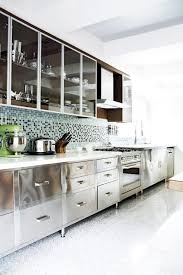 Available in four product series, bellmont provides endless versatility and selection to express your personal taste and style. Inred Med Rostfritt Stal 12 Underbara Kok Dar Rostfritt Dominerar Contemporary Kitchen Cabinets Metal Kitchen Cabinets Modern Kitchen Cabinets