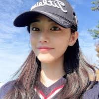 Sharon Chico's Instagram, Twitter & Facebook