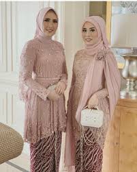 Jun 17, 2021 · kamis, 17 juni 2021 21:58. Ide Gamis Terbaru Di 2021 Model Pakaian Baru Model Baju Wanita Wanita