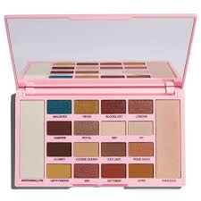 Achieve the perfect smoky eye or colorful rainbow look with our makeup revolution eyeshadow palette range. Makeup Revolution Eyeshadow Palette Kisu Buy Makeup Revolution Eyeshadow Palette Kisu Online At Best Price In India Nykaa