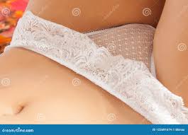 肚子女孩色情女用贴身内衣裤内裤胸罩女孩XXX 库存照片. 图片包括有裸体, 生殖器, 屁股, 健康- 122691674