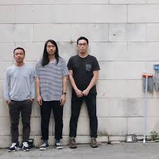 So far they have released three albums that have been critically and commercially successful, efek rumah kaca (2007), kamar gelap (2008), and sinestesia (2015). Sajian Baru Dari Efek Rumah Kaca Dalam Mini Album Jalan Enam Tiga