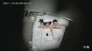 最新流出乐橙酒店摄像头上帝视角偷拍❤热恋情侣激情做爱- Asia Uncensored Section | 亚洲无码转帖区- SiS001!  Board - [第一会所关闭注册]