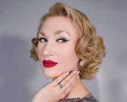 Allyson Briggs's Instagram, Twitter & Facebook