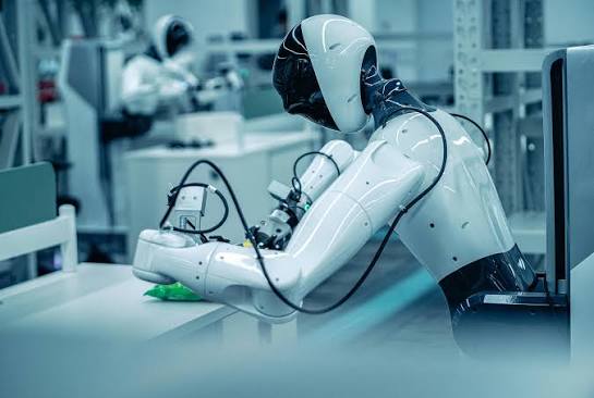 Robots are everywhere now – dancing, assisting, learning. But here's the  real question: When do they get their "ChatGPT moment"? ⏳ As little as 2  years, said Wang Xiaogang, Chairman of ACE