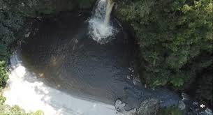 Air Terjun Pollung