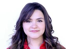 Karen Lara's Instagram, Twitter & Facebook