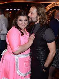 Check spelling or type a new query. Chlopak Dominiki Gwit Kim Jest Wojtek Co O Nim Wiemy Viva Pl