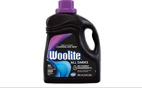 Use 1/2 to 1/3 as much regular laundry detergent as you would use of he detergent in a he washer. Best Laundry Detergents 2021 Top Reviewed Laundry Detergents