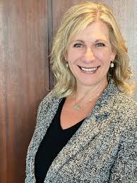 Christa Davis's Instagram, Twitter & Facebook