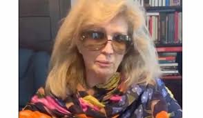 A parlare è iva zanicchi, che è stata ospite della trasmissione di rai radio1 un giorno da pecora «a sanremo? Iva Zanicchi Ha Lasciato L Ospedale E Tornata A Casa Foto Ultime Notizie Flash