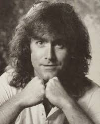 Too Much Horror Fiction: Under the Fang, edited by Robert McCammon (1991):  The World is a Vampire