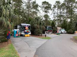Explore disney's fort wilderness resort and campground with ease when you rent an electric golf cart. Disney S Fort Wilderness Cabins Review Mouse Hacking