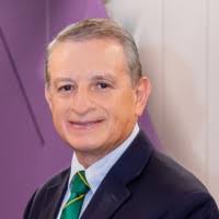 50+ perfiles de «Luis Andrade»