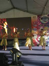 Akibat dari kepelbagaian suku kaum ini, maka terdapat banyak perbezaan dari segi cara hidup, pertuturan bahasa yang digunakan, kebudayaan dan. Persembahan Kesenian Orang Asli Mahmeri Jabatan Kebudayaan Dan Kesenian Negara ÙÙŠØ³Ø¨ÙˆÙƒ