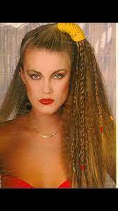 Pin By Gizem Boztay On Hair Through The Eras Hair Styles 80s Hair Disco Hair